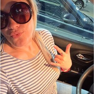 Meet your Posher, Dani